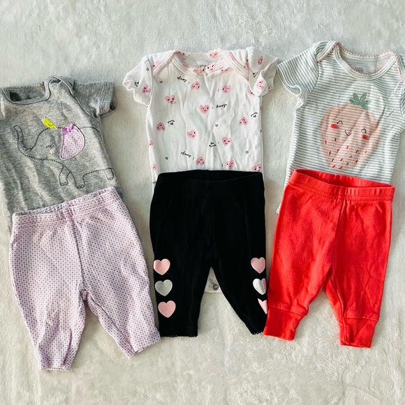 Newborn clothes bundle - Picture 3 of 13
